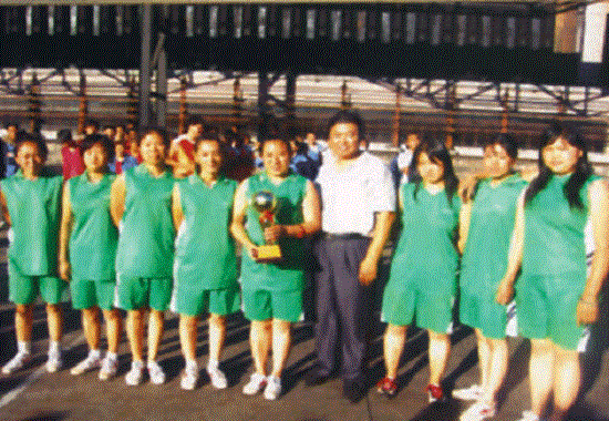 女子籃球隊頒獎