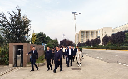 團(tuán)市委、市貿(mào)促會(huì)、市青企協(xié)一行到工投集團(tuán)涇河產(chǎn)業(yè)園考察交流